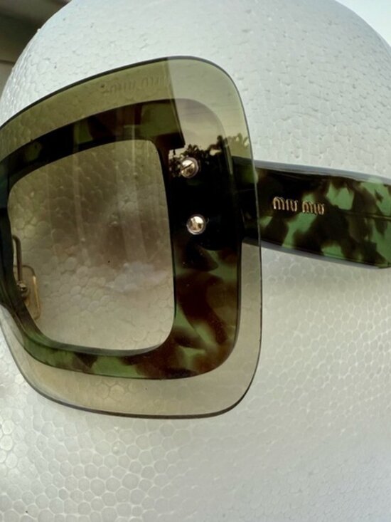 ?✨✨? Miu Miu Sunglasses